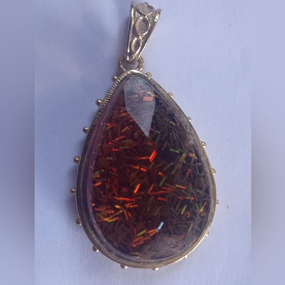 Root Beer Confetti Lucite Vintage Rare Pendant Earrings Set - Picture 3 of 7